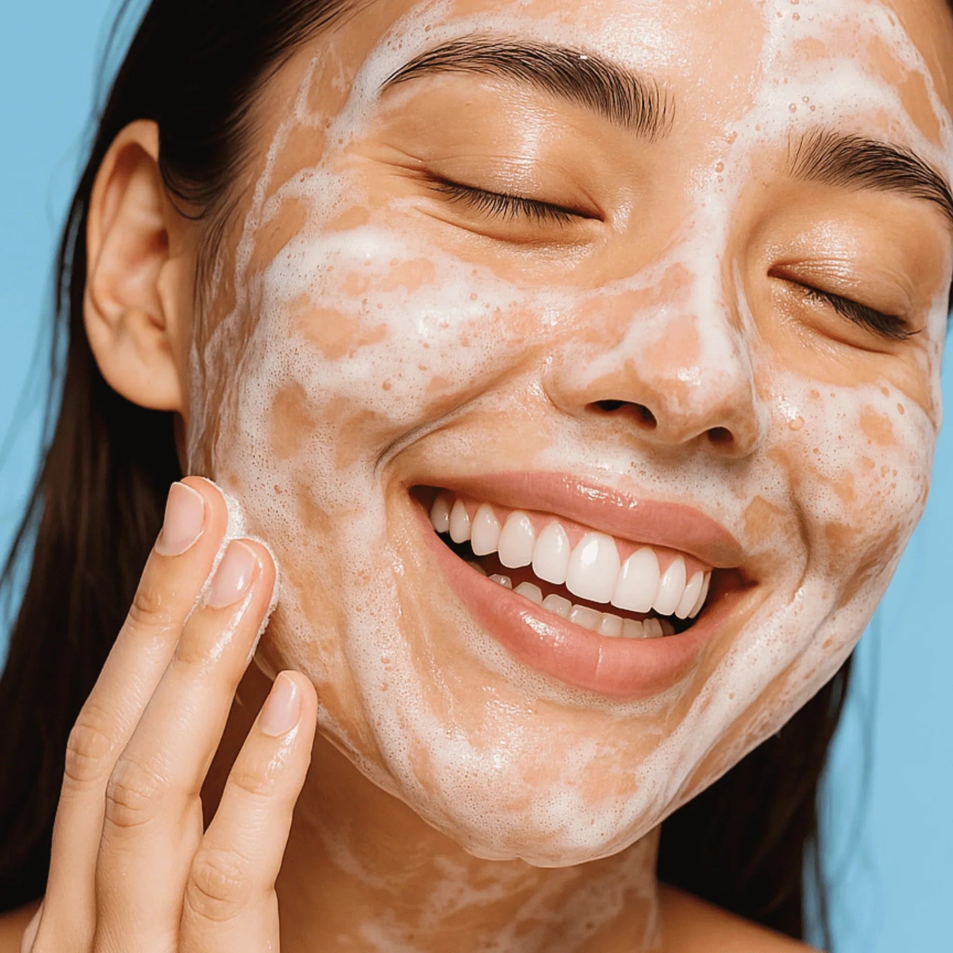 Daily Aqua Foaming Facial Cleanser for sensitive skin – part of affordable clean skincare routine by Food2Skin